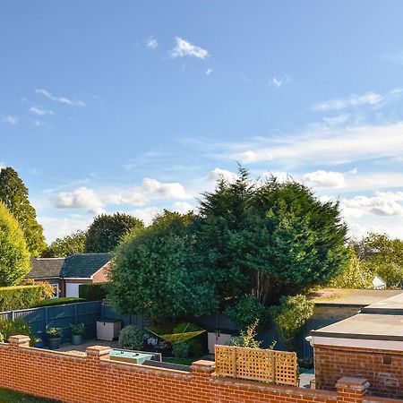 Villa Secretseaview West Mersea Exterior foto